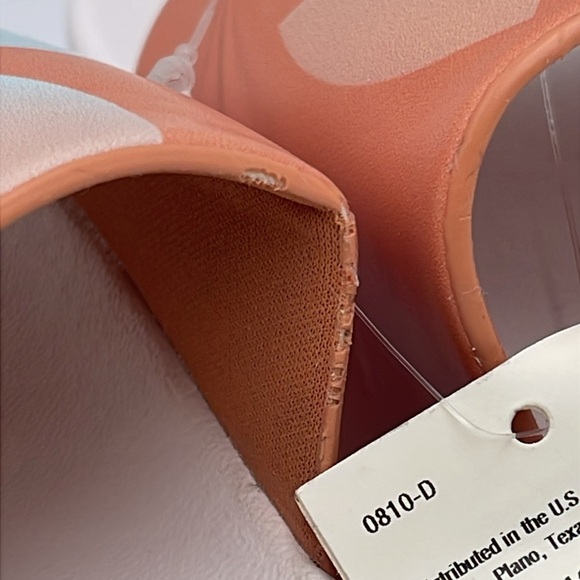 NWT Sports Illustrated White / Peach Sandals Size 10 Medium - Picture 8 of 8